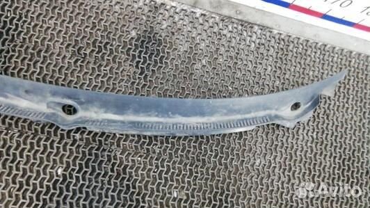 Накладка декоративная (жабо, дождевик) audi A6 C5