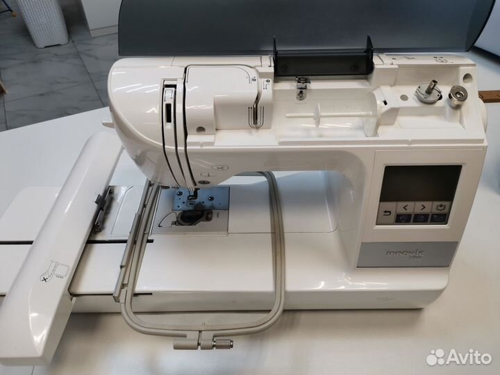 Швейная машина Brother NV-750E бу