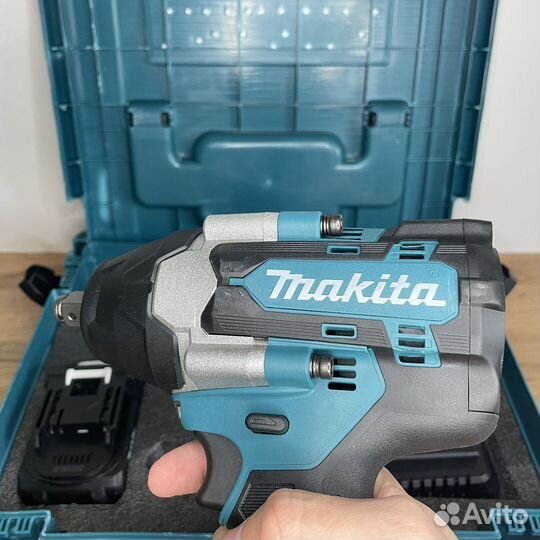 Гайковерт Makita 800нм