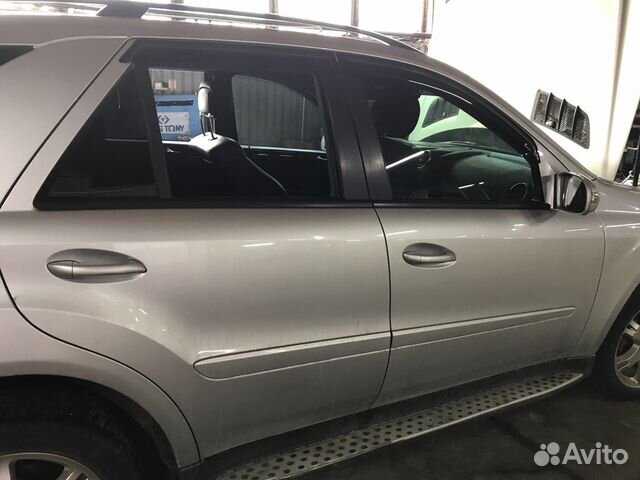 Дверь передняя правая мл 164