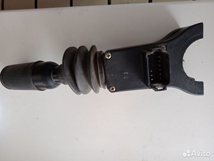 Подрулевой переключатель Hyundai R170W-7