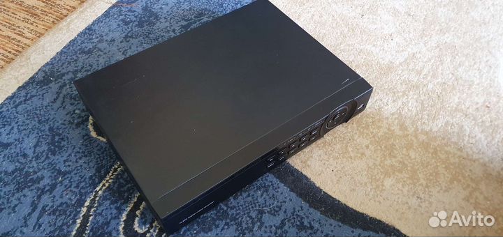 Видеорегистратор на 16 камер (720p)