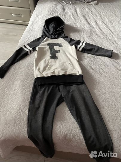 Костюм спортивный на мальчика