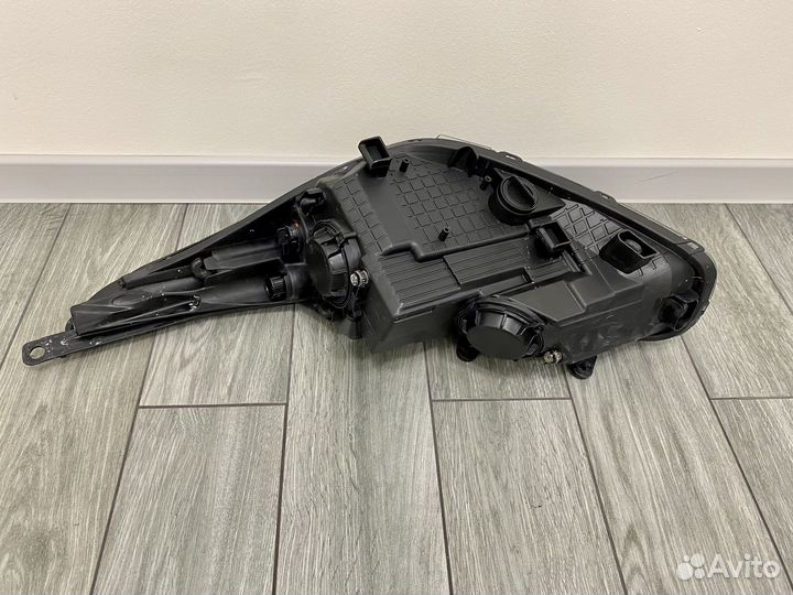 Фара передняя правая на kia ceed 2016г