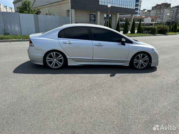 Honda Civic 1.8 AT, 2006, 290 000 км