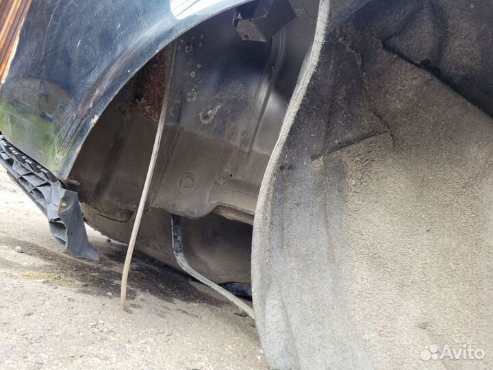 Крыло заднее правое на Audi A6 C5