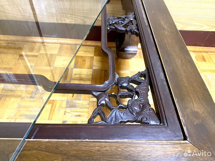 Стол антикварный. массив дерева