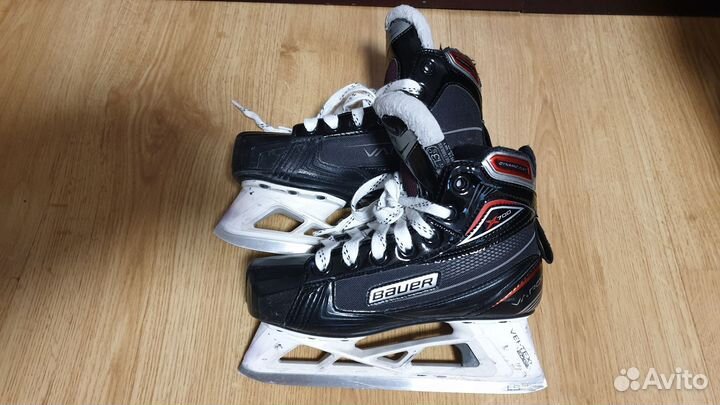 Коньки хоккейные вратарские