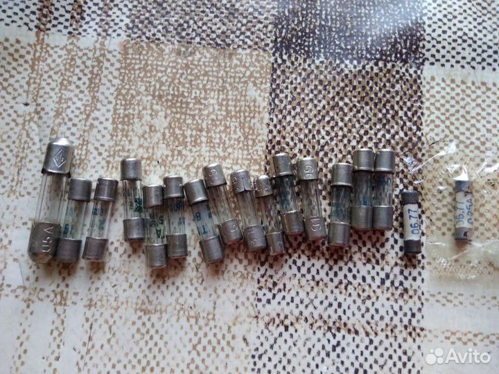 Предохран. и конденс.,диоды, транзис аппарат. СССР