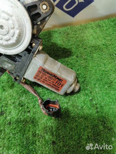 Стеклоподъемник задний правый Ssangyong Rexton