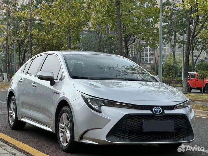 Toyota Corolla 1.8 CVT, 2020, 45 000 км