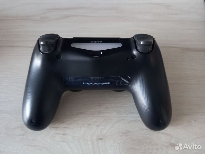 Sony PS4 pro + 5 игр бесплатно