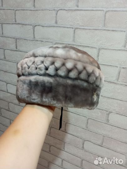 Шапка зимняя меховая женская