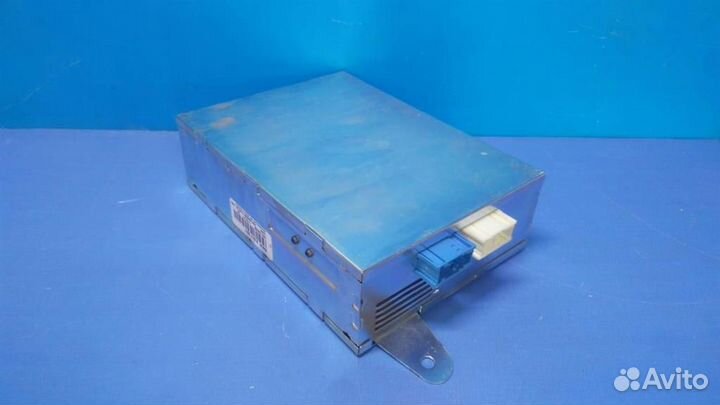 Усилитель акустической системы BMW X5 E53