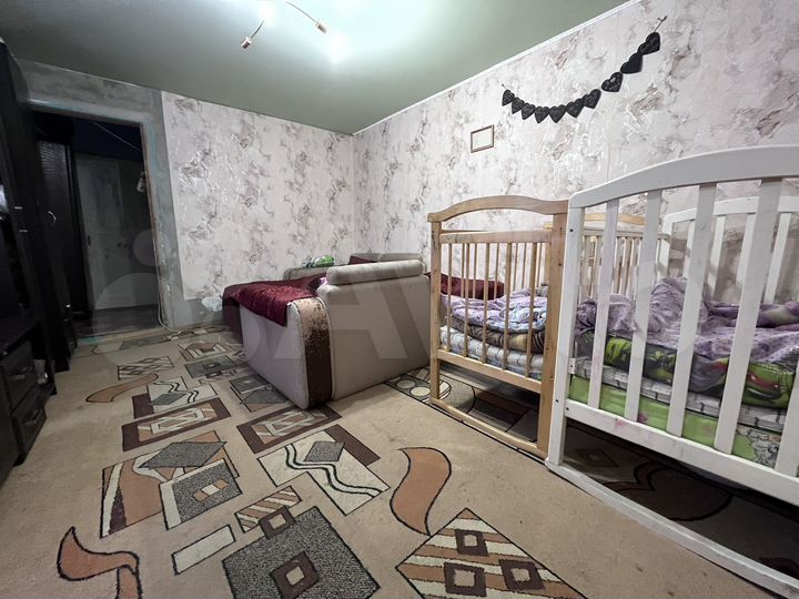 3-к. квартира, 58 м², 1/1 эт.