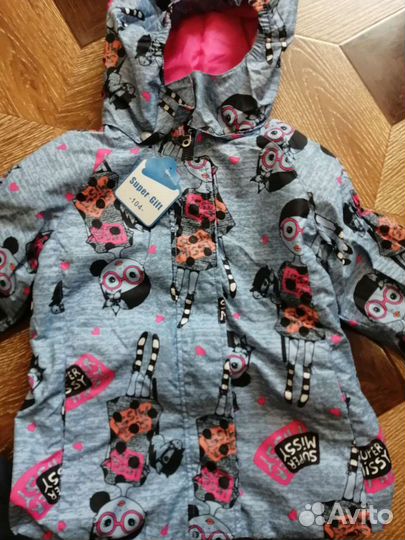 Костюм демисезонный для девочки новый