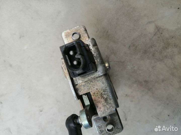 Замок багажника для BMW 5-serie E34 1988-1995