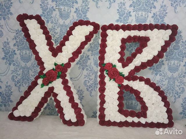 Цифры, буквы из цветов