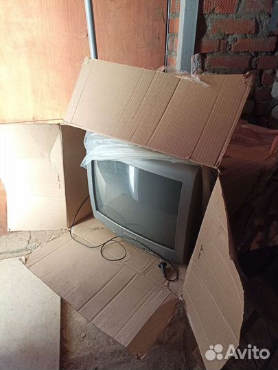 Телевизор