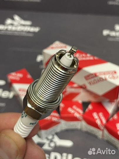 Свечи зажигания (6 штук) 9091901249 Toyota Lexus