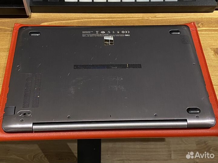 Ноутбук Samsung 730u