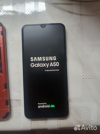 Samsung Galaxy A50, 4/64 ГБ