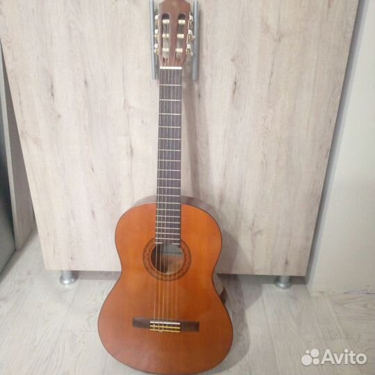 Гитара Yamaha c40