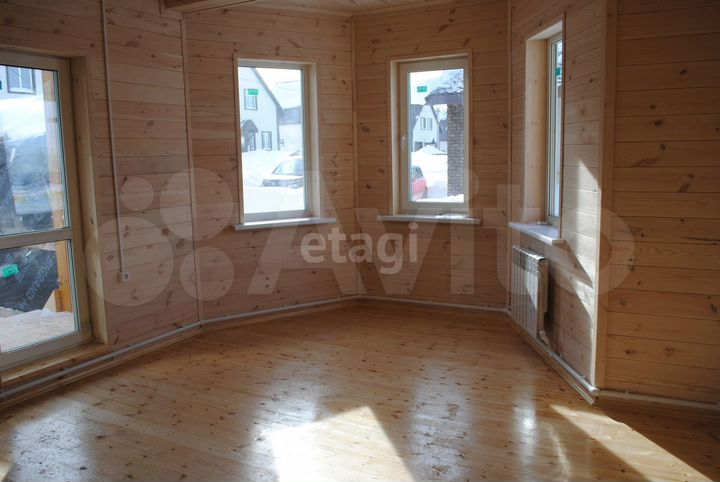 Дом 112 м² на участке 6 сот.