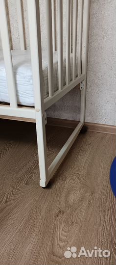 Кроватка детская с матрасом
