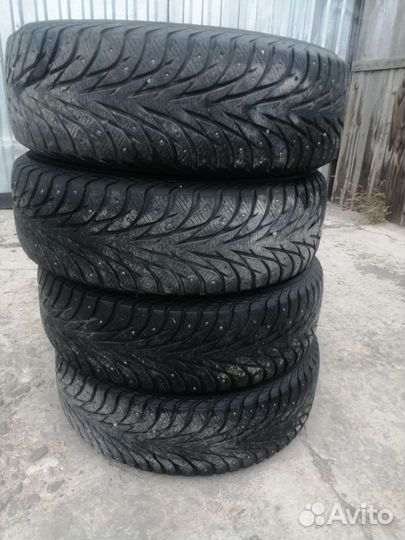 Yokohama IceGuard Stud IG65 225/65 R17
