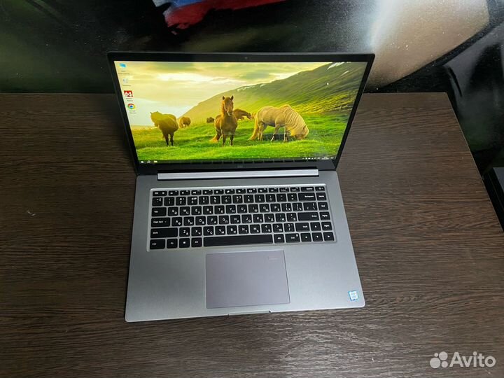 Мощный ноутбук Xiaomi MI Notebook Pro