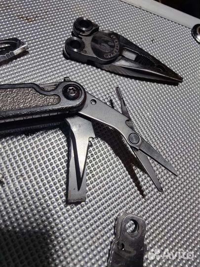 Мультитул leatherman charge tti