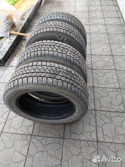 Viatti Brina Nordico V-522 215/55 R17