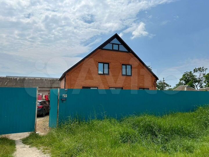 Дом 350 м² на участке 19 сот.