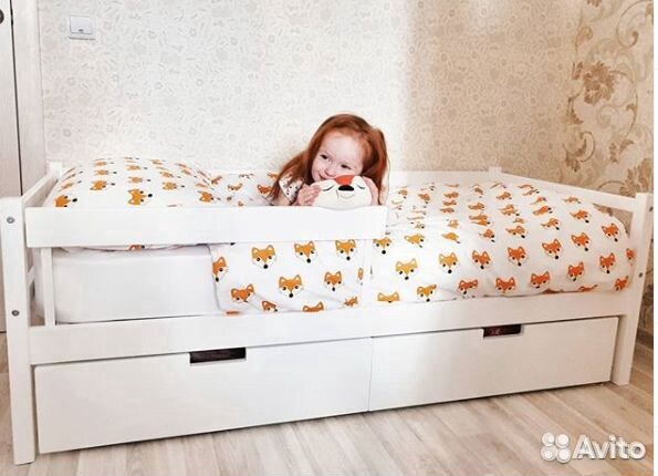 Детская деревянная кровать-тахта