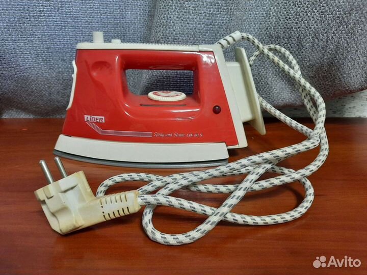 Утюг Lider