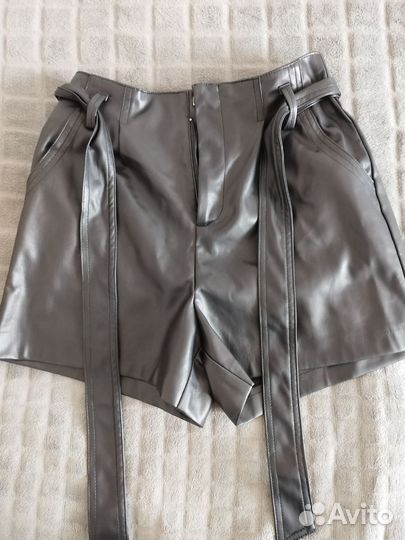 Шорты женские кожаные
