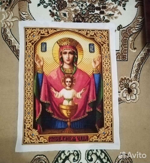 Вышитая крестом икона