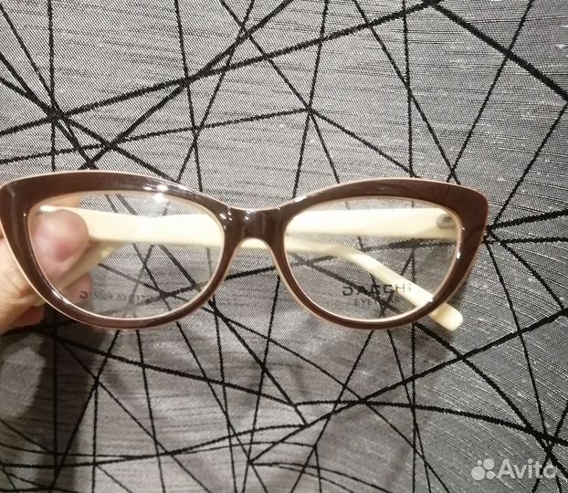 Новая оправа