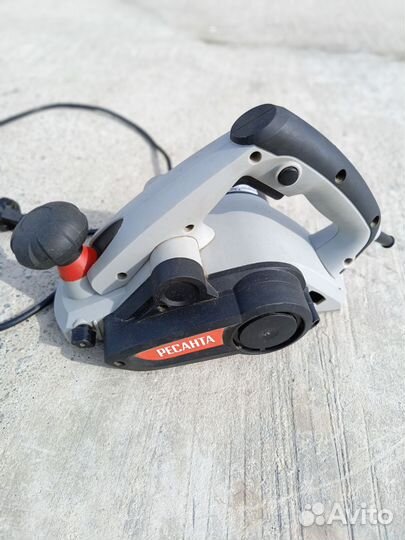 Рубанок электрический Ресанта