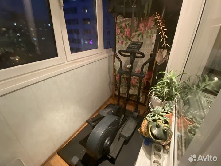 Эллиптический тренажер torneo