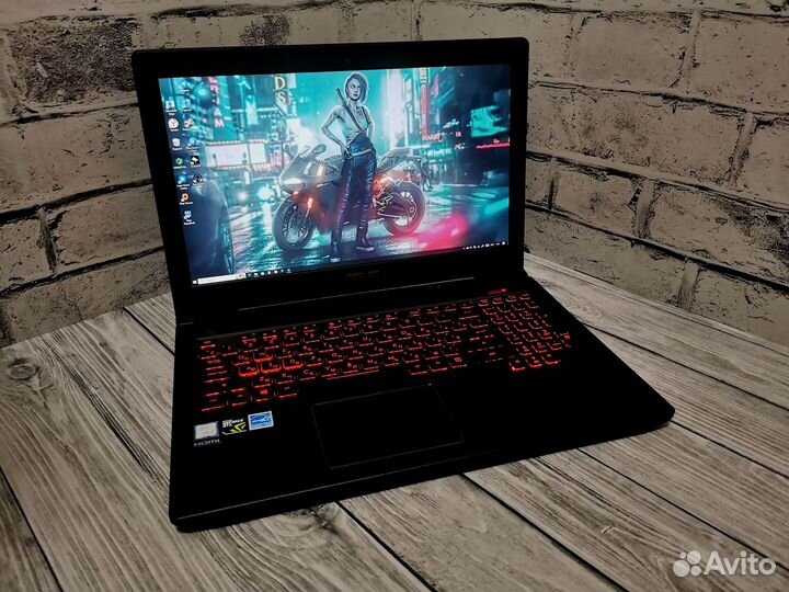 Игровой ноутбук Asus Gtx 1050/Core i5/SSD