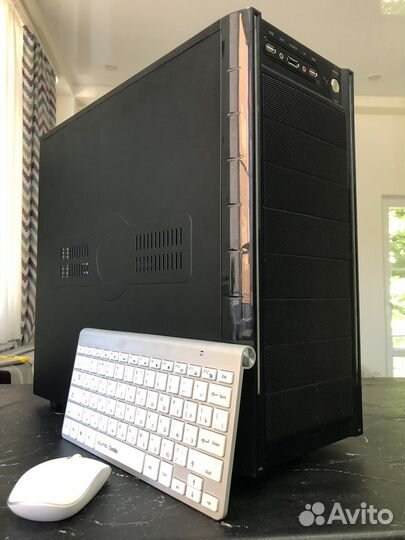 Стационарный Компьютер (Hackintosh)