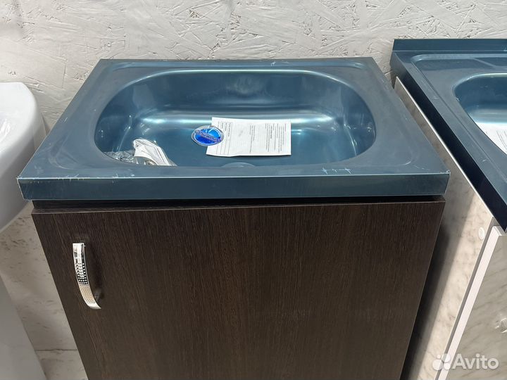 Тумба с мойкой для кухни новые