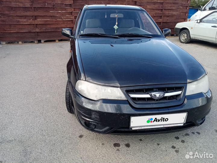 Daewoo Nexia 1.6 МТ, 2011, битый, 220 000 км