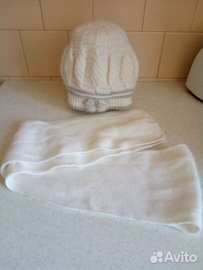 Комплект берет и шарф из ангорки