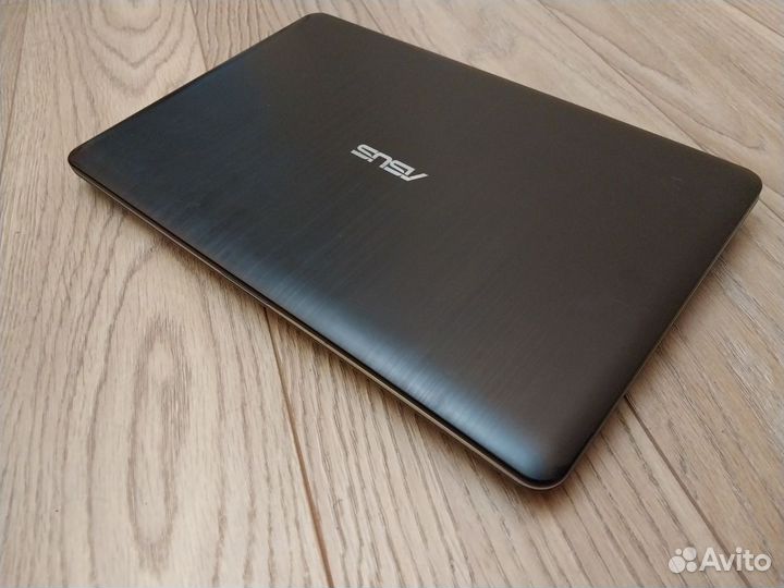 Ноутбук Asus Vivobook 15