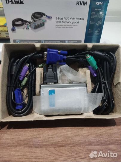 KVM переключатель D-Link KVM-121