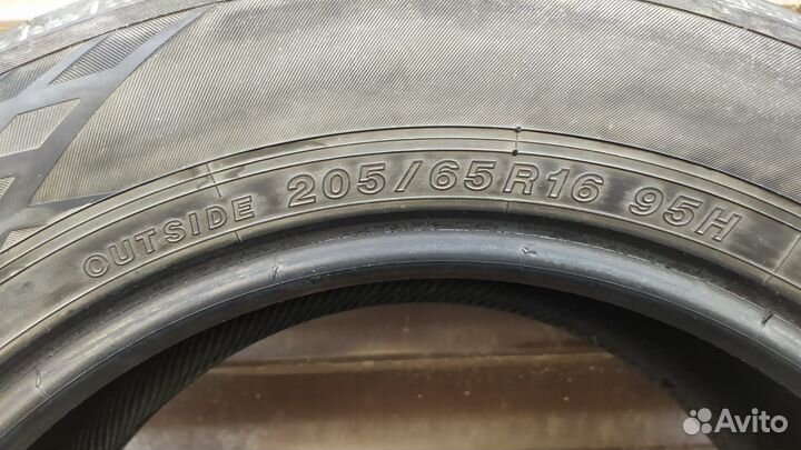 Yokohama BluEarth-GT AE51E 205/65 R16 95H