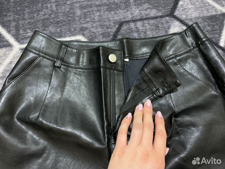 Шорты женские кожаные